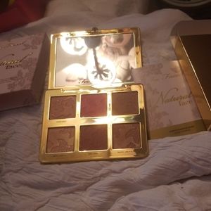 Too Faced Natural face pallet. Smells amazing!